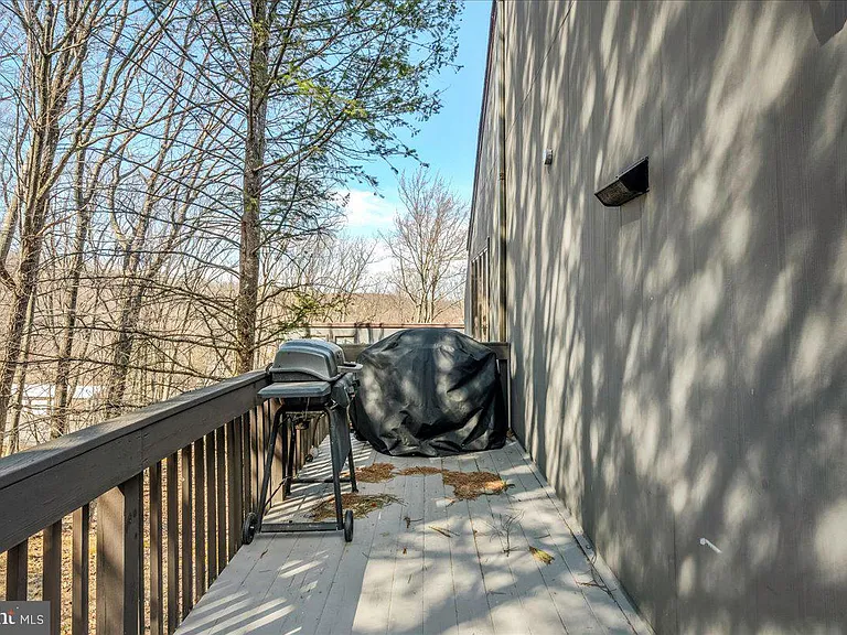 31 Middle Village Way — Photo 7