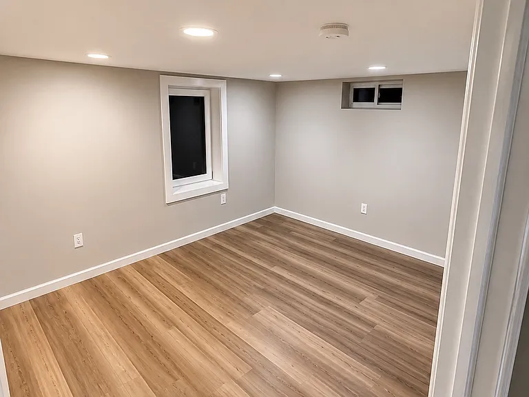 120 S Meade St — Photo 15