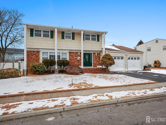 4th image of 23 Sherwood Rd