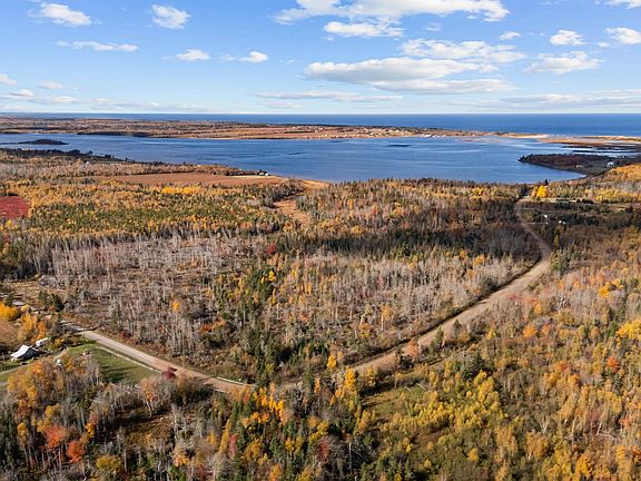 3rd image of Acreage Canavoy Rd