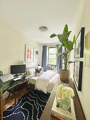 2nd image of 171 Thompson St APT 17