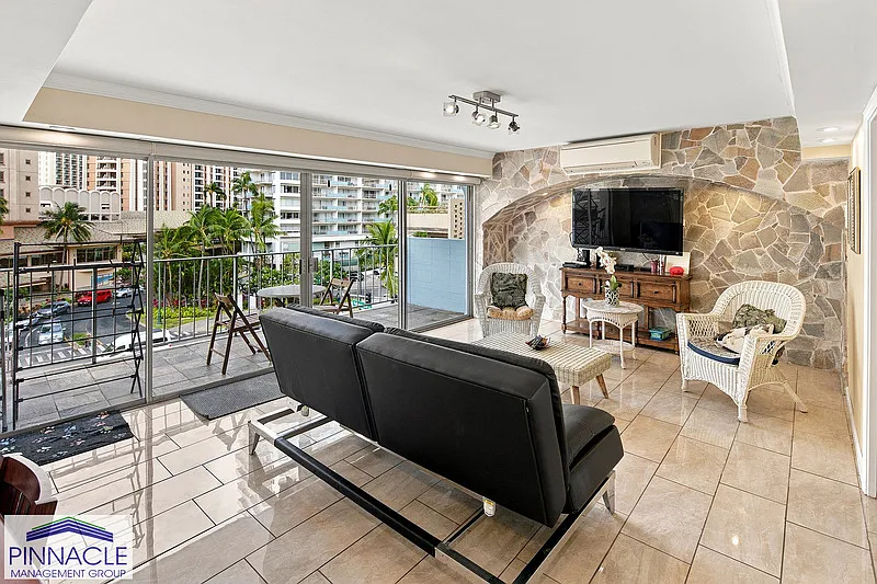 2 bed, 2.0 bath, 959 sqft, $3,500 — Photo 1