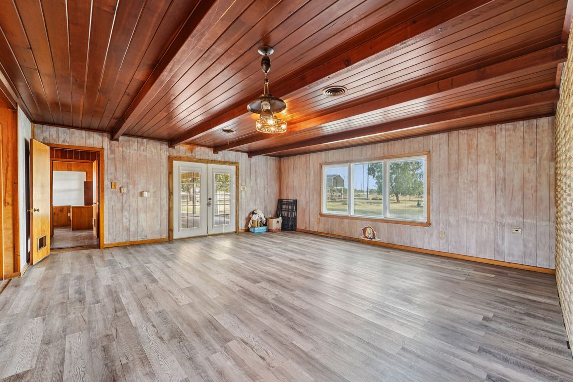 next background image