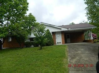 204 Rice Ave, Raceland, KY 41169