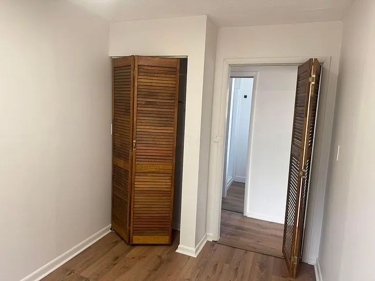 4956 Island Dr NE — Photo 16