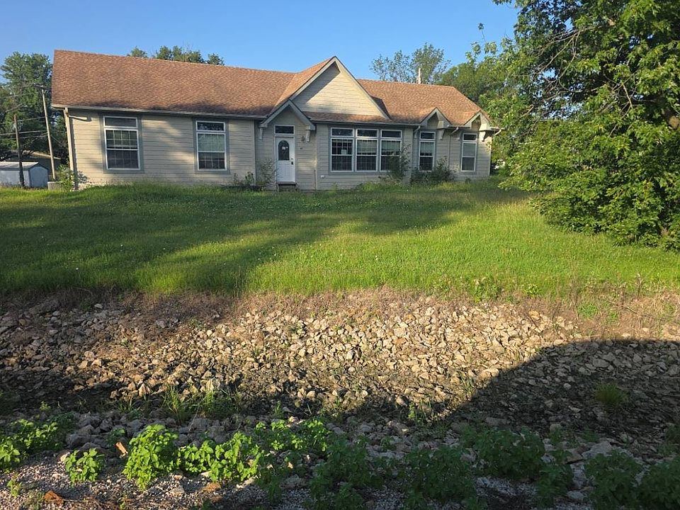 1st image of 611 Atherly St