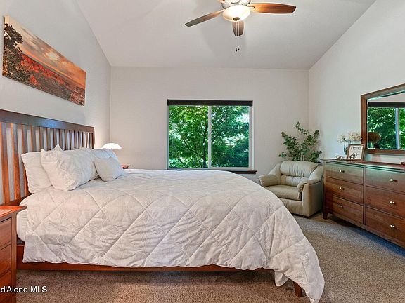5th image of 1431 W Ashmont Way