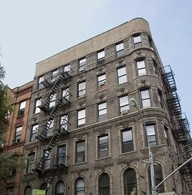 Rented by Compass | media 35