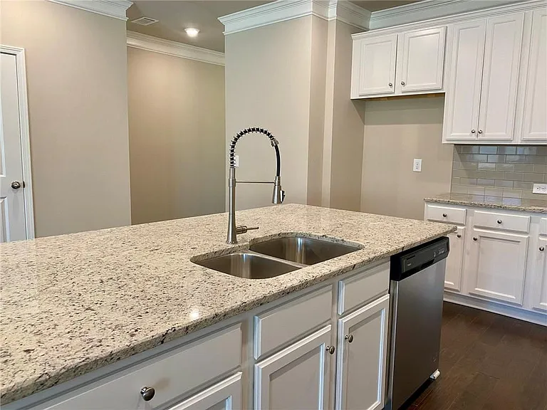 2527R Pearl Ridge Trce — Photo 6