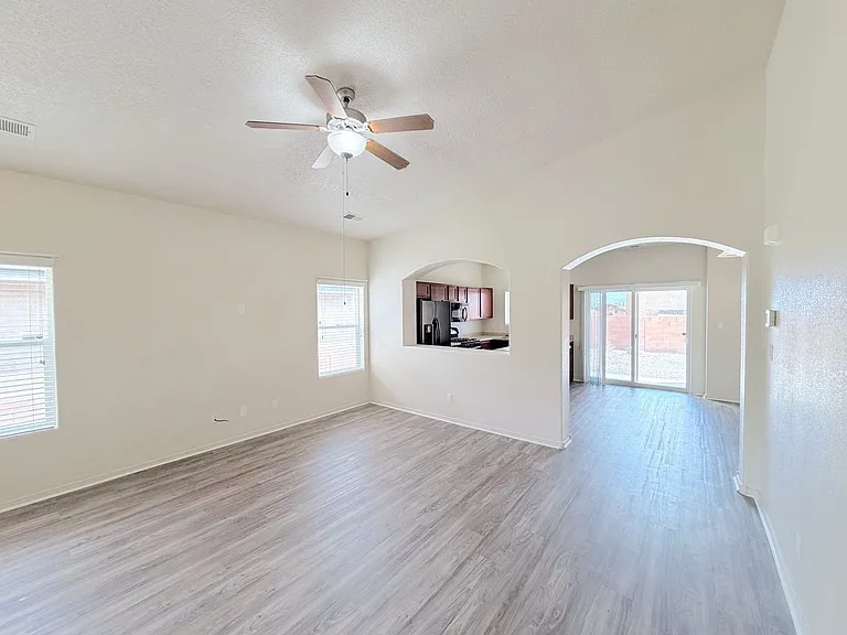 10804 Four Mile Rd SW — Photo 4