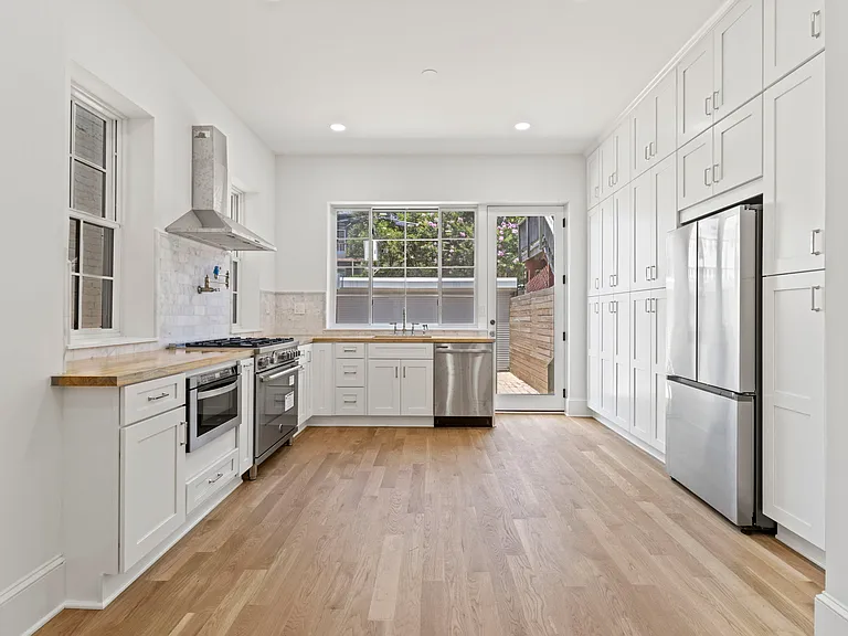 25 Quincy Pl NW — Photo 3
