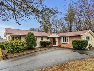 44 Trask Rd, Peabody, MA, 01960