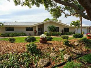 910 Magnolia Dr, Indialantic, FL 32903