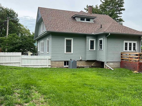 4th image of 212 S State St