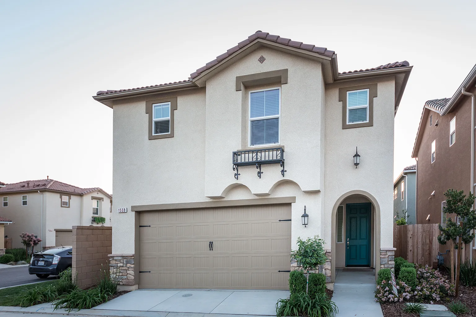 1559 N Rendezvous Way photo 1