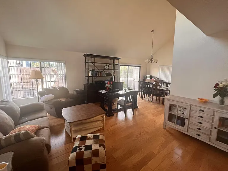 4639 Executive Dr — Photo 5