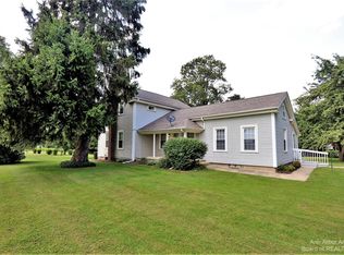 11333 Mooreville Rd, Saline, MI 48176