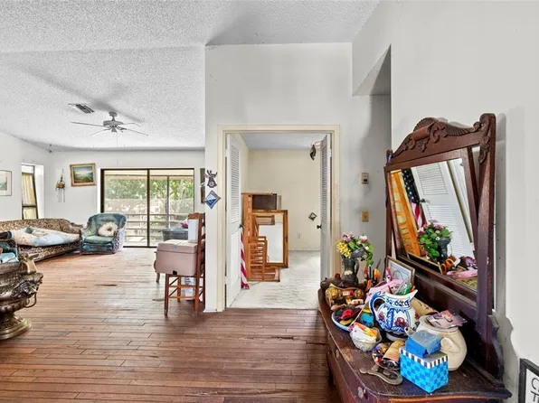 800 NW Fork Rd APT 2-11, Stuart, FL 34994