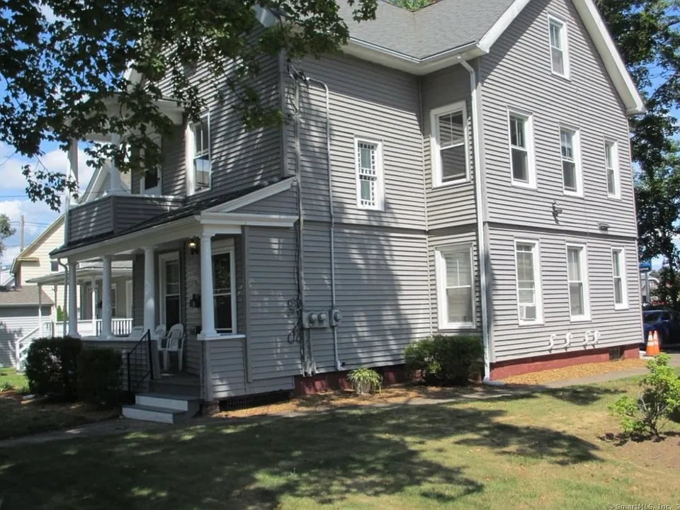 16 High St #2