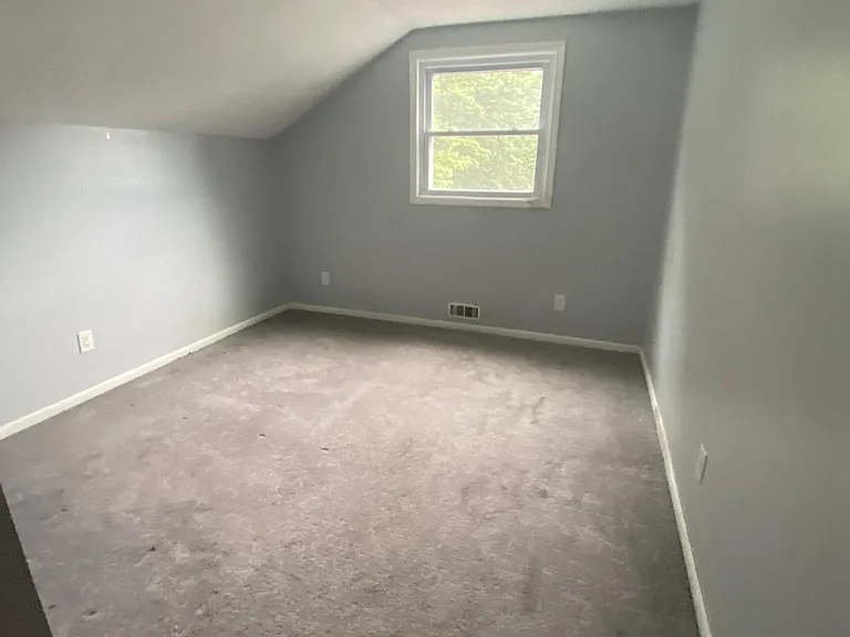 16917 Larchwood Ave — Photo 52