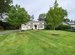 7 Crescent Dr, Morristown, NJ 07960