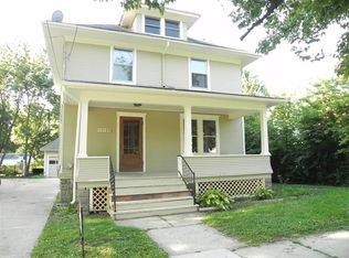 332 Plum St, Aurora, IL 60506