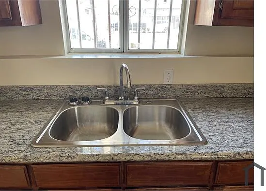 9001 S Central Ave #B — Photo 14
