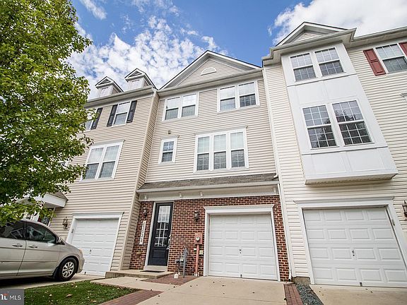 4th image of 43522 Wild Iris St