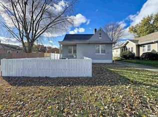 2350 38th St, Rock Island, IL 61201