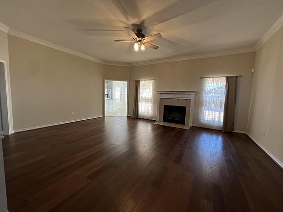 Living Room unfurnished