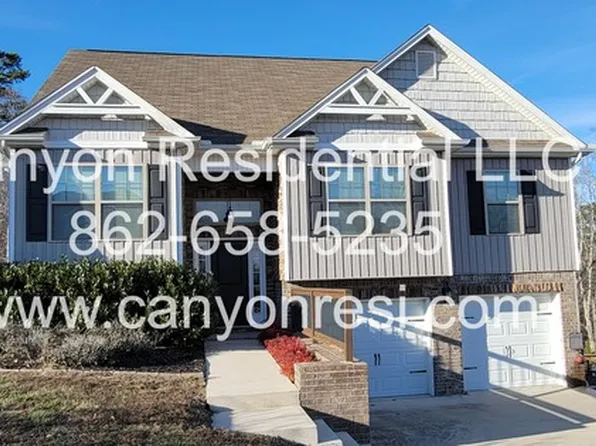 7451 Pfizer Dr, Ooltewah, TN 37363