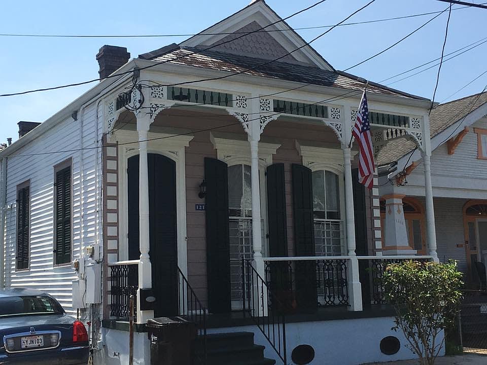 1st image of 1215 Louisa St