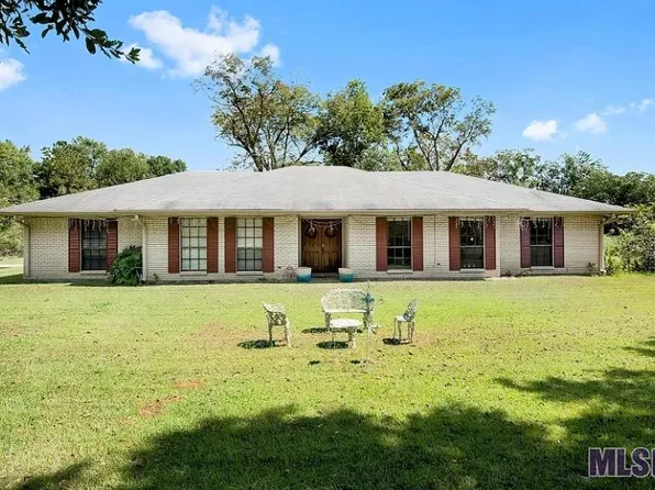 30600 Schroeder Rd, Springfield, LA 70462