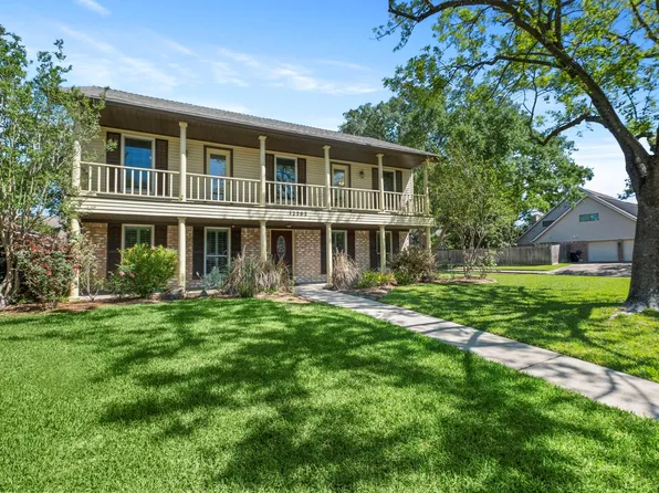 12202 Whittington Dr, Houston, TX 77077