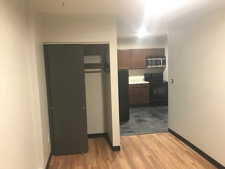 55 N Main St — Photo 16