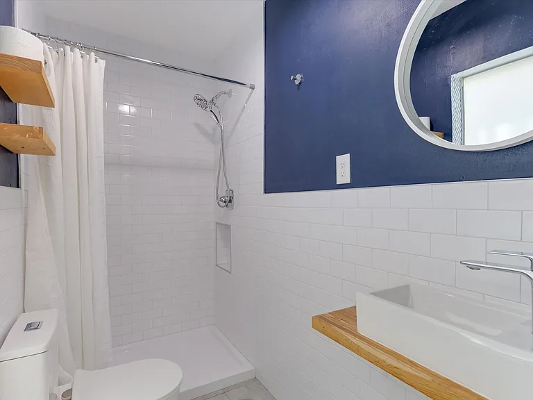 1706 Tuam St #C — Photo 25
