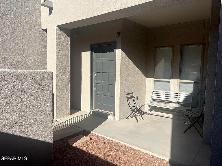 5656 Burning Tree Dr — Photo 4