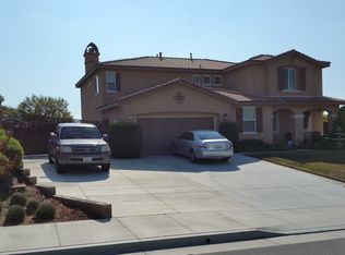 16263 Hillsmont Ln, Riverside, CA 92503