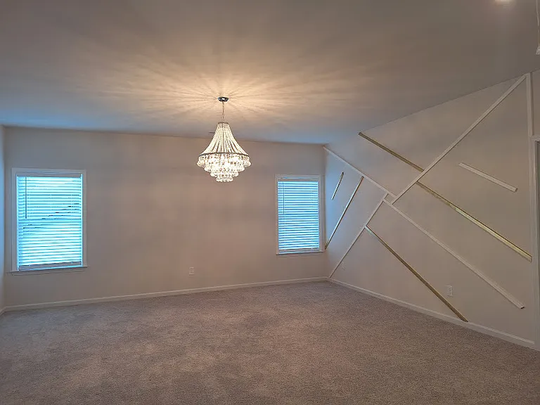 160 Marion Dr — Photo 45