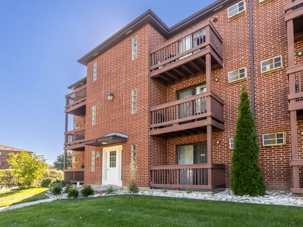 1130 Evergreen Ave APT 1B, Glendale Heights, IL 60139