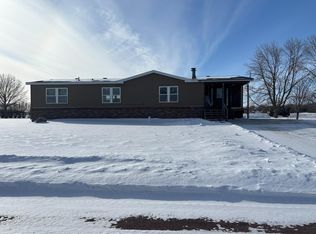 315 S Cedric St, Ivanhoe, MN 56142