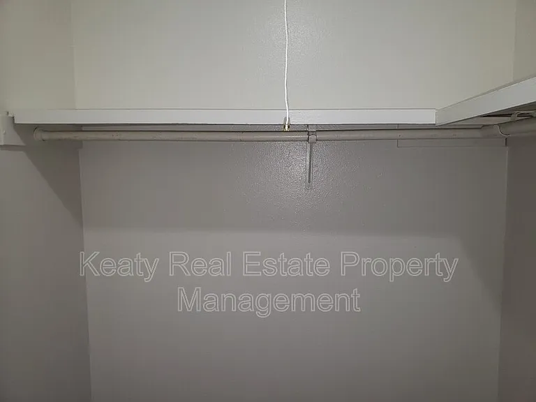 809-3 Fox Run Dr — Photo 23