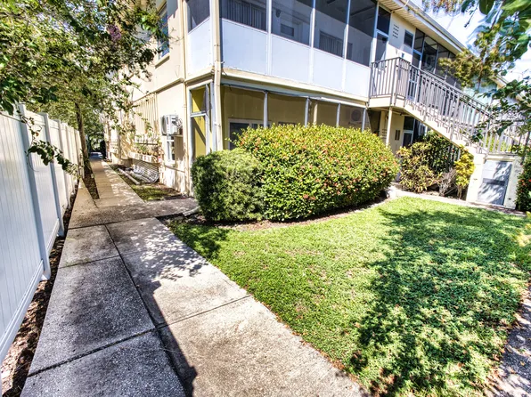 5364 4th St N APT 211, Saint Petersburg, FL 33703