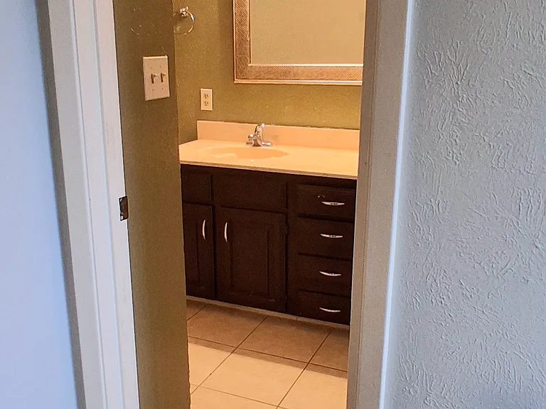 5200 Martel Ave #1-11J — Photo 19
