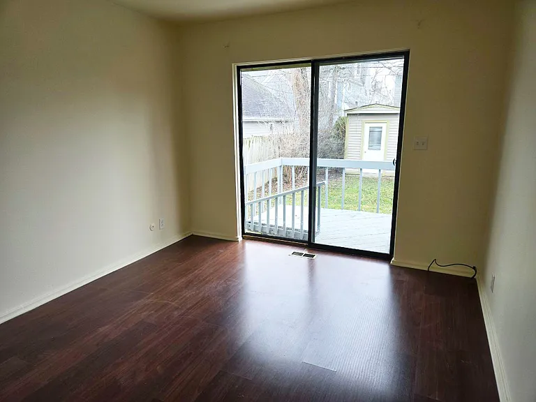 755 Emmons Ave — Photo 14