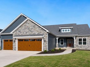 2966 Honeywood Ln, Fort Wayne, IN 46818