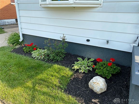 5th image of 4506 Sylvan Dr