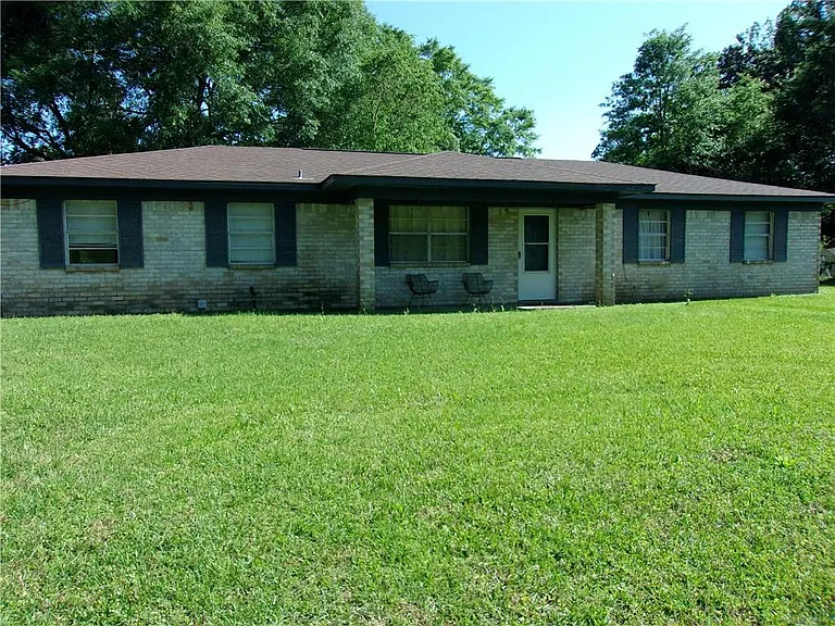 3550 Randy Ct — Photo 1