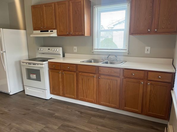 1371 Main St UNIT 2