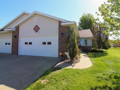 614 West St, Dysart, IA, 52224